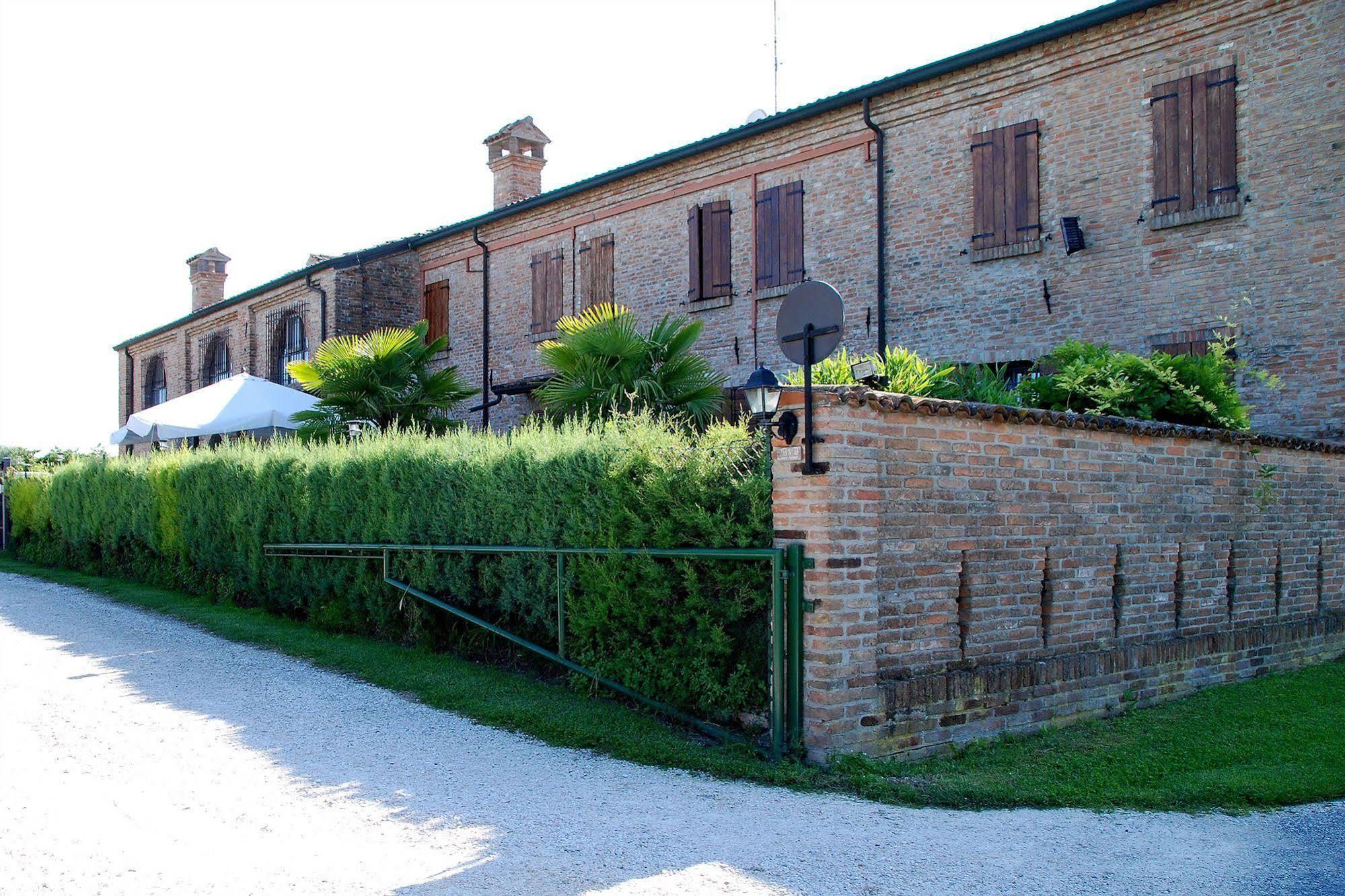 Agriturismo-R&B Corte Dei Gioghi Ferrara Exteriér fotografie