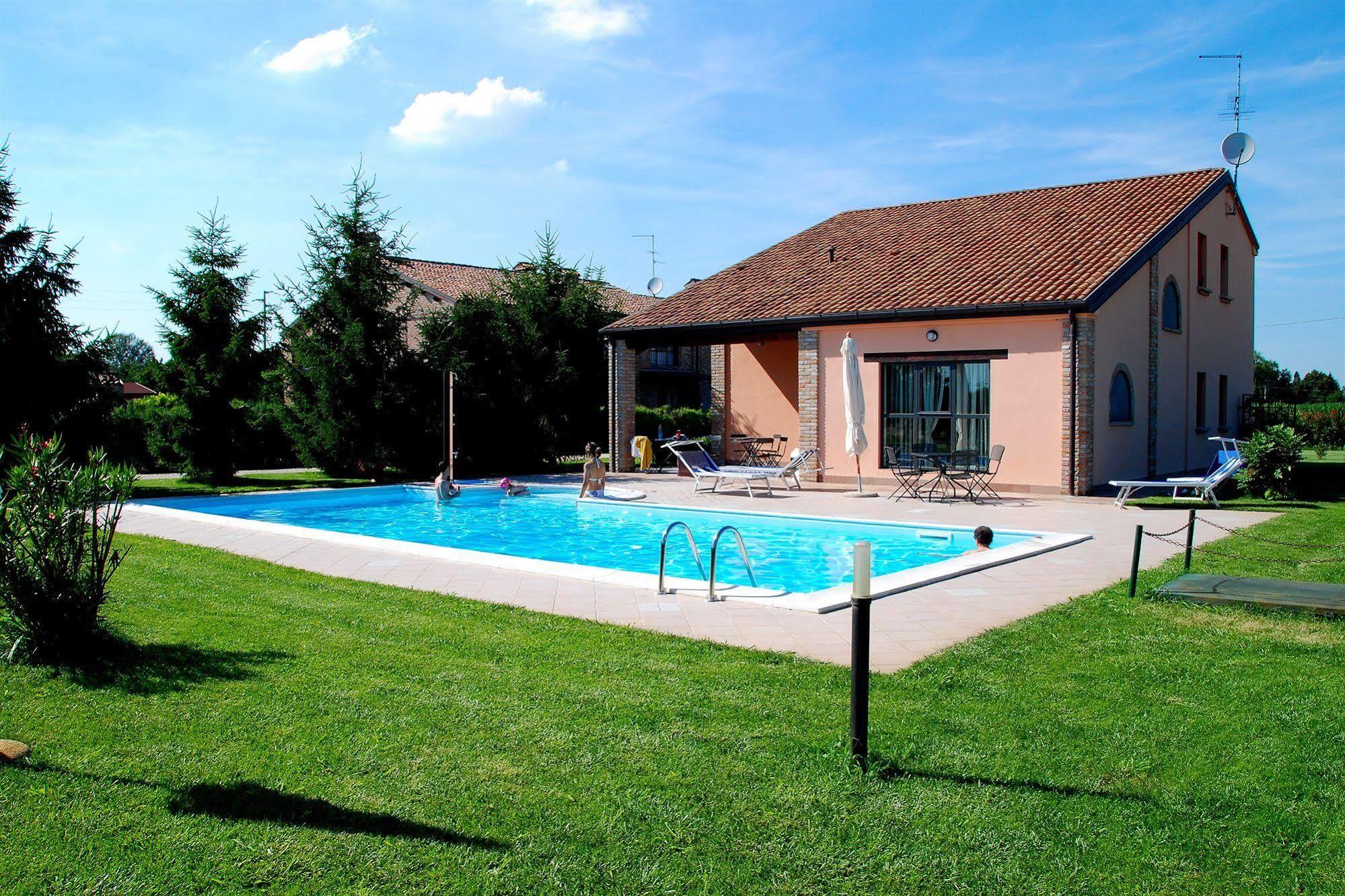 Agriturismo-R&B Corte Dei Gioghi Ferrara Exteriér fotografie