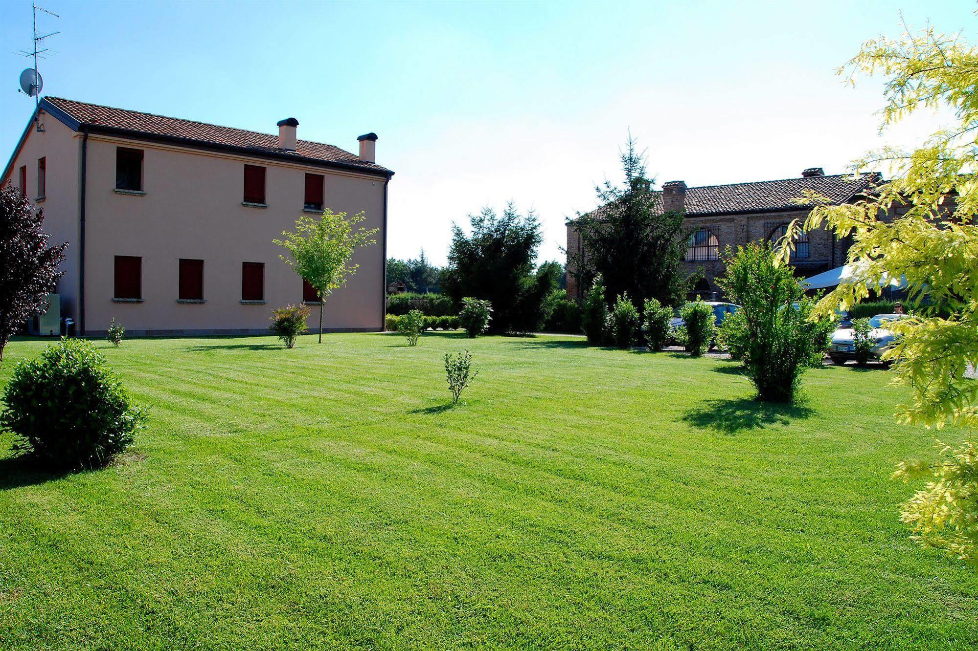 Agriturismo-R&B Corte Dei Gioghi Ferrara Exteriér fotografie